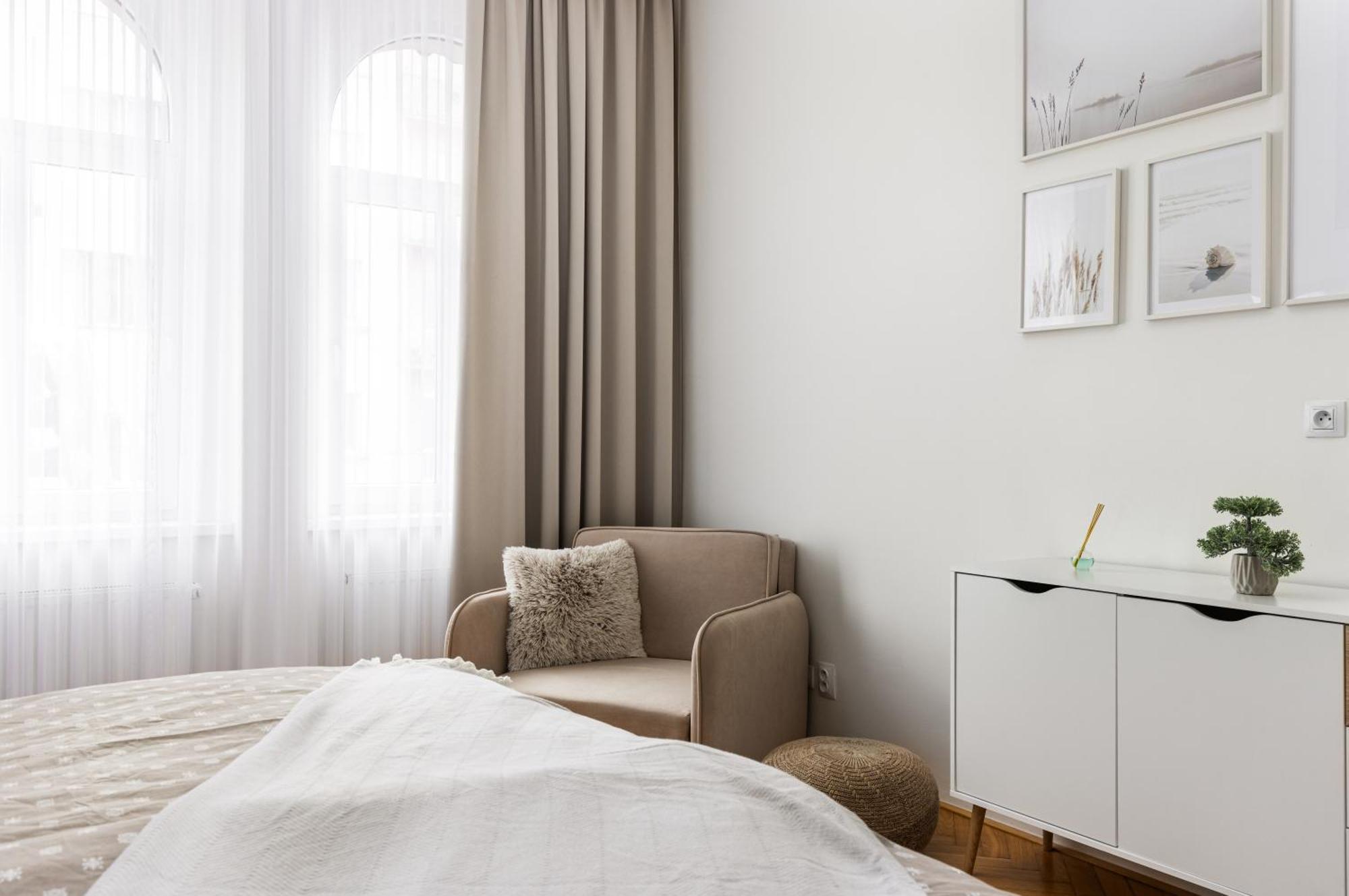 Stay2Gether City Buzz Apt - O2 Arena - Sleeps 6 Prag Eksteriør billede